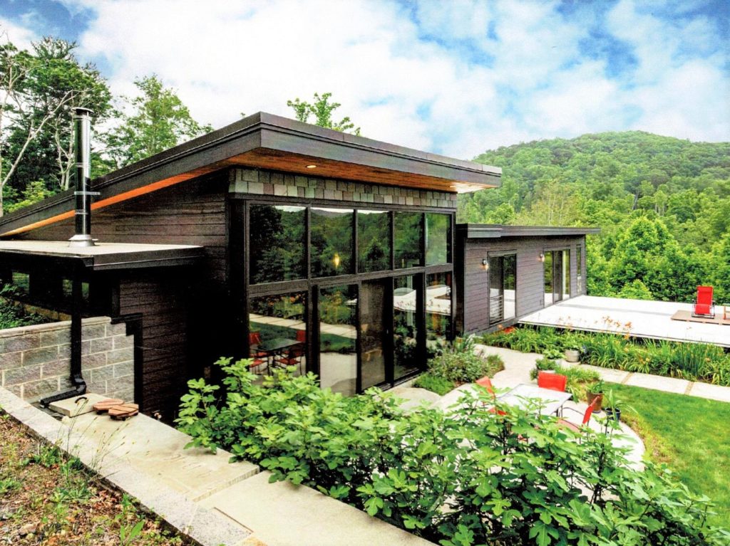 Contemporary earth-solar home design